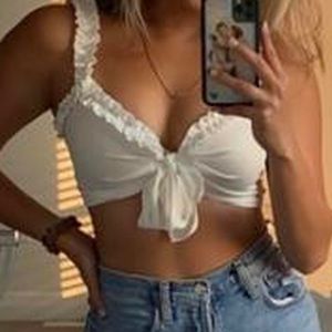 PRETTY LITTLE THING GOING OUT TOP SIZE SMALL